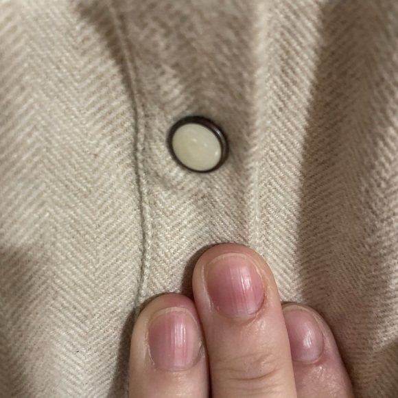 UNTUCK IT- Kaitlin Snap Button Front Shirt
Sz 12 Women's - Picture 6 of 7